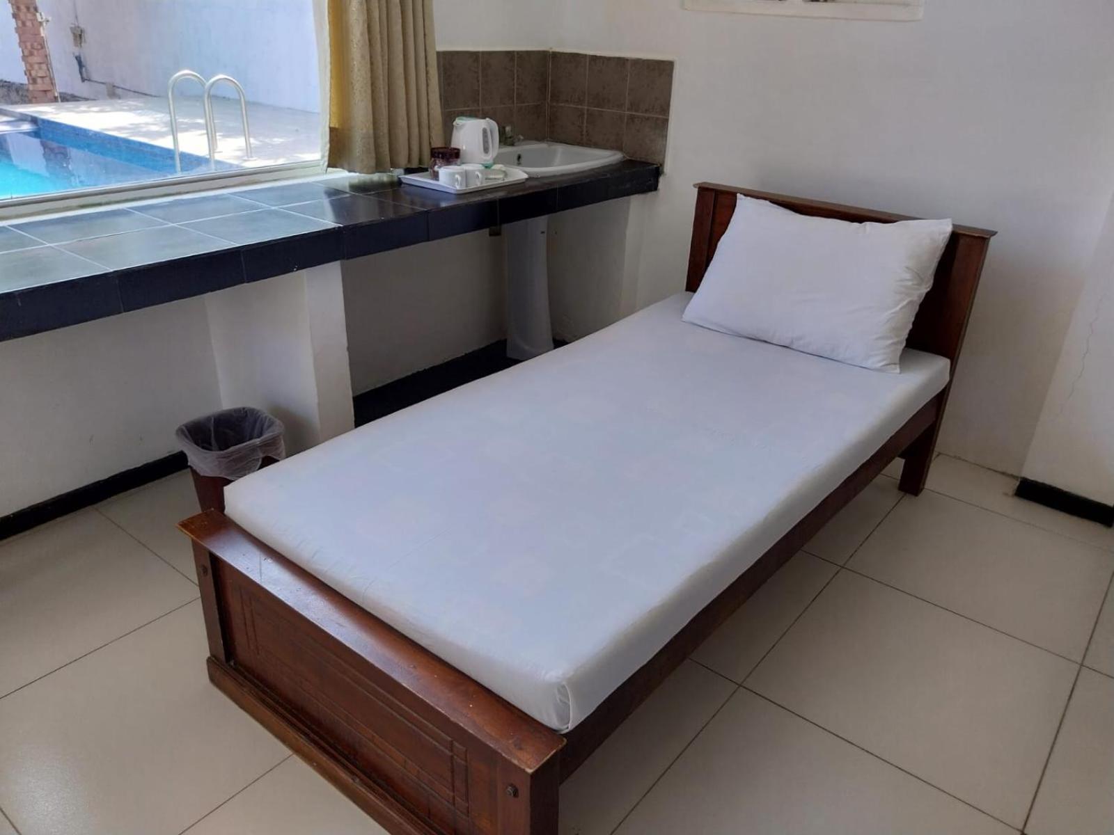 Avin Beach Villa Unawatuna Quarto foto
