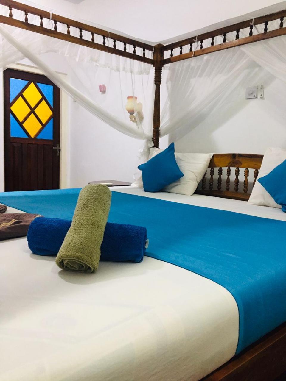 Avin Beach Villa Unawatuna Exterior foto